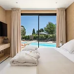 La Monarque (adults Only) 5* آجد