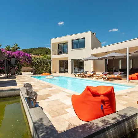 Guest house La Monarque (adults Only) 5*