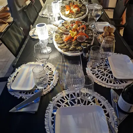 La Monarque (adults Only) بيت ضيافة