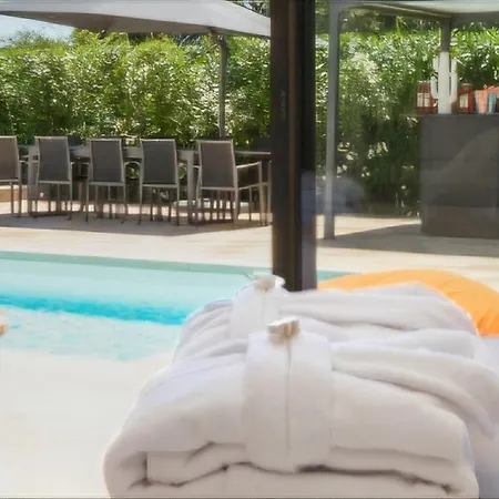 La Monarque (adults Only)