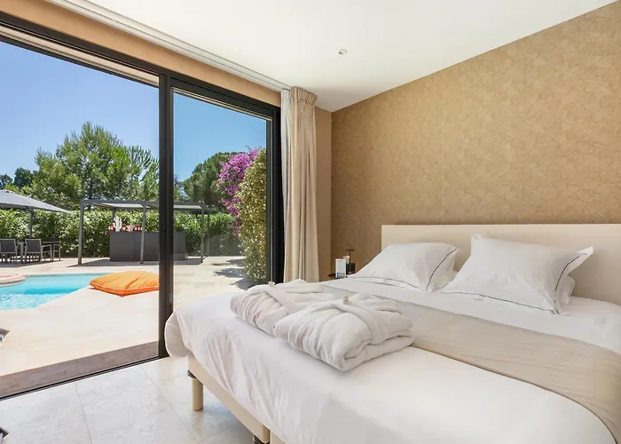 Casa de hóspedes La Monarque (adults Only)